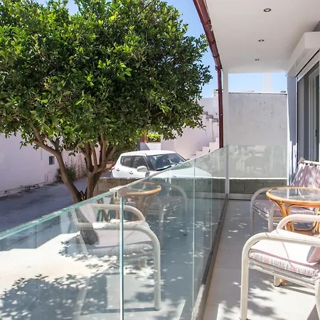 Apartament Aelia House *