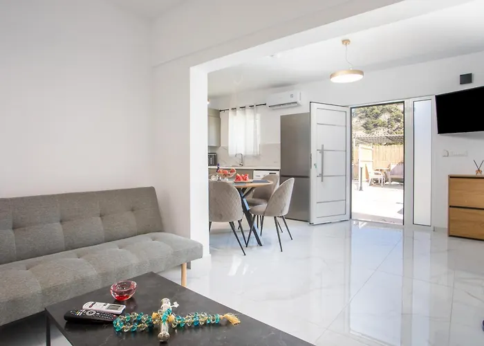 Aelia House