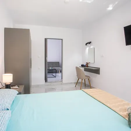 Aelia House * Καλυθιές